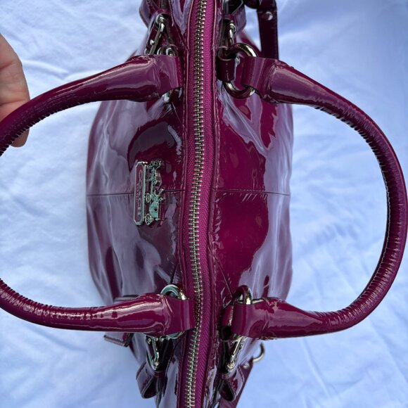 Coach Burgundy Patent Leather Handbag/Shoulder Bag #15921 - Picture 6 of 10